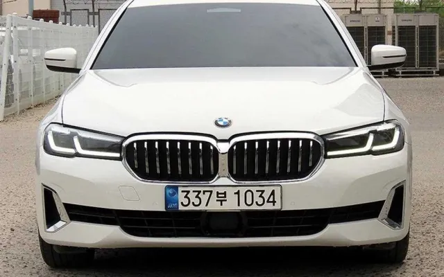 인천중고차거래 5시리즈 (G30) 520i 럭셔리 매물 사진 5 - 2022/01 93,066km